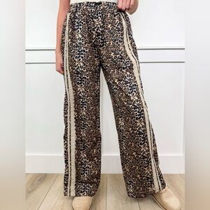 BIBI running wild high rise lightweight wide leg leopard Avery Mae bottoms